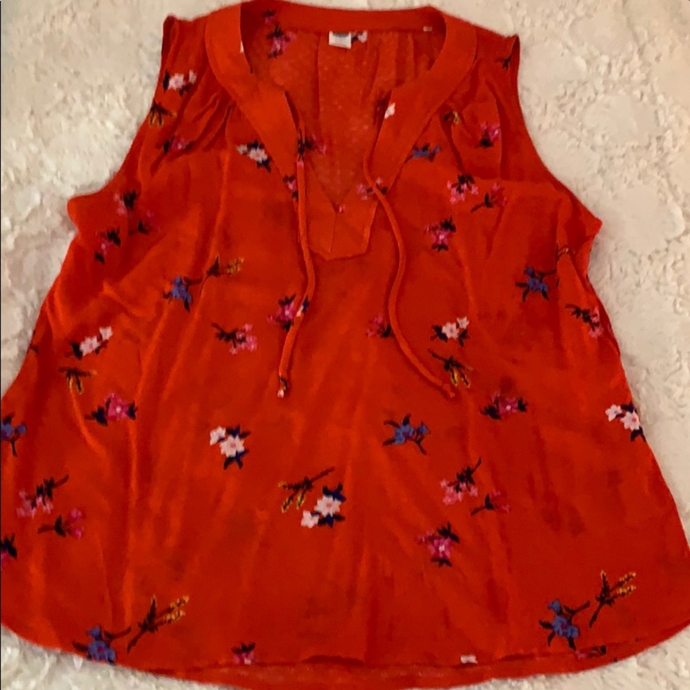 Worn once- red floral top